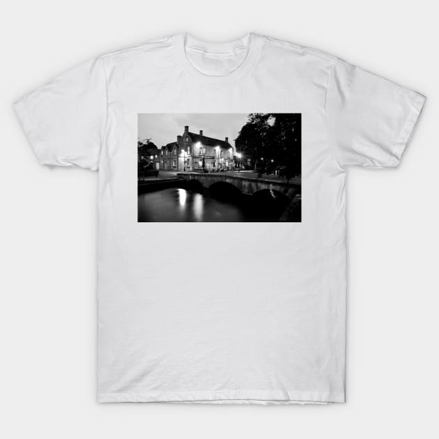 Kingsbridge Inn Bourton on the Water Cotswolds T-Shirt by AndyEvansPhotos